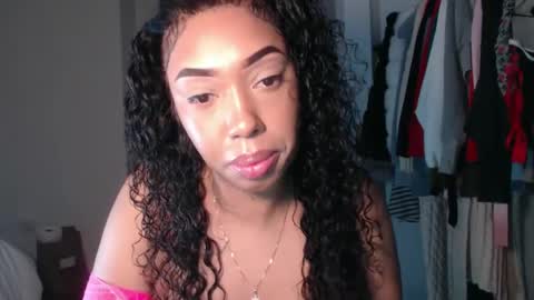 kourtn3ylov3  twitter online show from 7, 10, 2025