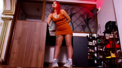 Snapshot of missmabelle_ chatting on 29, 6, 2026 Im Valentina online show from 29, 6, 2026