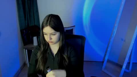 Mia online show from 11, 5, 2026