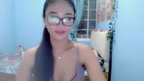 missminervaa online show from 10, 3, 2026