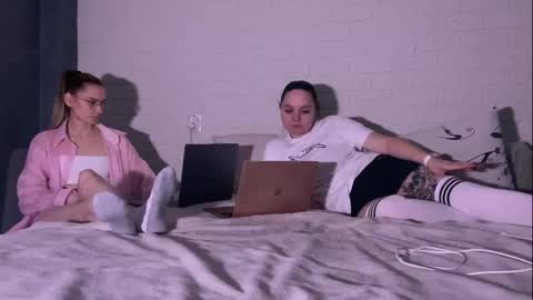 missmiroslava online show from 12, 4, 2026