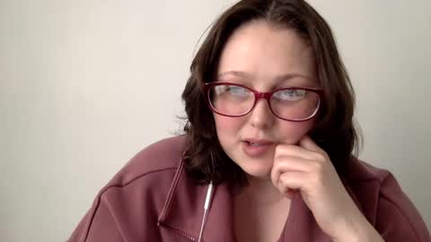 Snapshot of missmistressmal chatting on 1, 6, 2026 missmistressmal online show from 1, 6, 2026