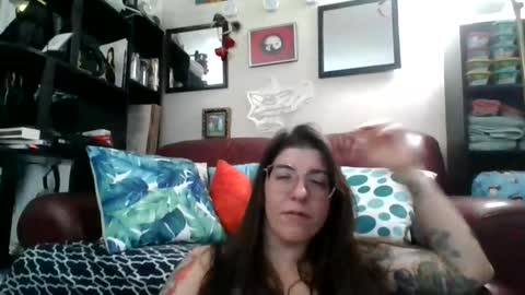 MissMona online show from 5, 2, 2026