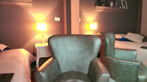 missparis__ online show from 29, 11, 2025