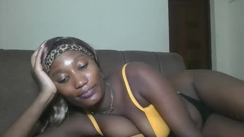 Snapshot of missprettygal chatting on 21, 4, 2026 pretty gal online show from 21, 4, 2026