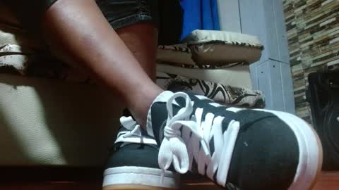 TELL ME MISS online show from 27, 11, 2025