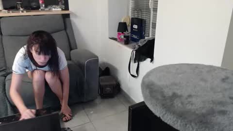 missthon online show from 24, 11, 2025