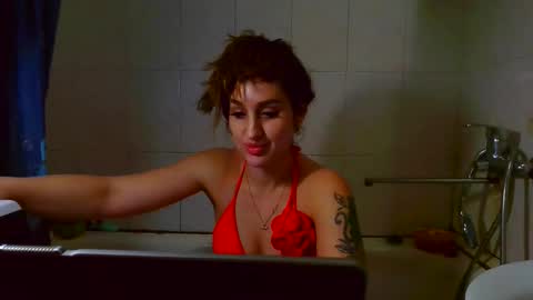 Snapshot of missvelvettx chatting on 11, 4, 2026 Velvet online show from 11, 4, 2026