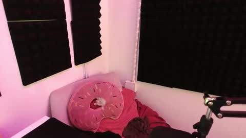 lauren online show from 16, 9, 2025