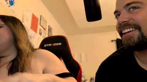 Snapshot of missytongue chatting on 13, 10, 2025 missytongue online show from 13, 10, 2025