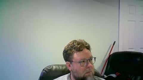 Snapshot of mister_happy567 chatting on 8, 11, 2025 Mr. Happy online show from 8, 11, 2025