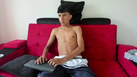 mister_jhonxxx online show from 7, 12, 2024