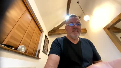 Snapshot of misterblivs chatting on 28, 12, 2024 Misterblivs online show from 28, 12, 2024