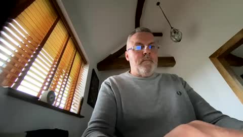 Snapshot of misterblivs chatting on 17, 1, 2025 Misterblivs online show from 17, 1, 2025