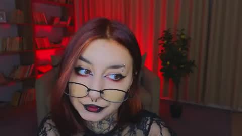 Snapshot of mistress__marcelline chatting on 25, 6, 2026 Marcelline online show from 25, 6, 2026