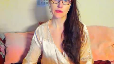 Victoria Eden online show from 8, 4, 2026