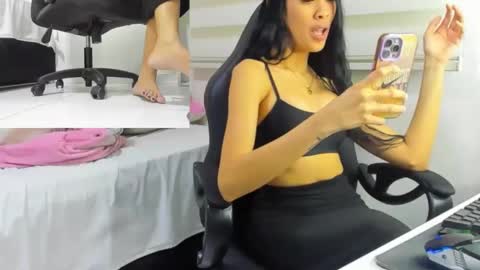 Snapshot of mistress_findom chatting on 28, 9, 2025 mistress_findom online show from 28, 9, 2025