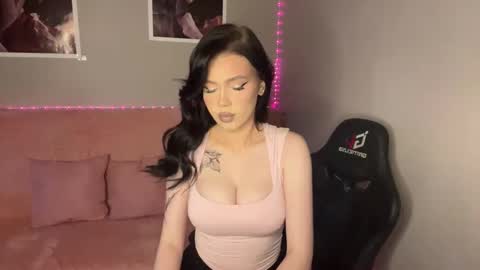 Snapshot of mistress_of_hearts chatting on 18, 9, 2025 Mia online show from 18, 9, 2025