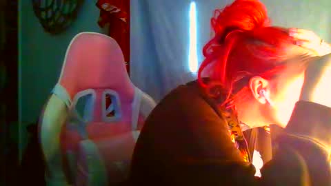 Snapshot of mistresshermoney chatting on 8, 2, 2026 mistresshermoney online show from 8, 2, 2026