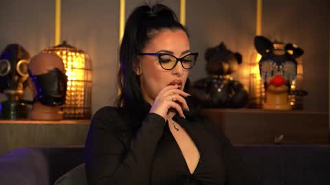 Mistress Kelly online show from 20, 2, 2026