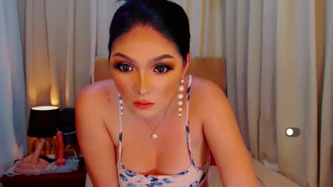 Leah online show from 8, 12, 2024