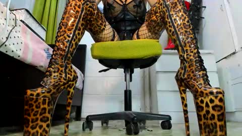 Snapshot of mistresstiffany69 chatting on 11, 6, 2026 Tiffany online show from 11, 6, 2026