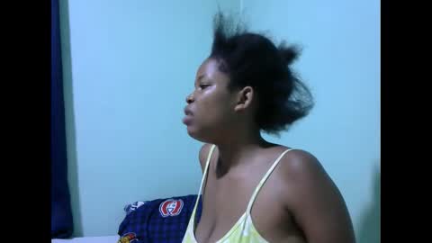 Snapshot of misty_shee chatting on 2, 2, 2025 misty_shee online show from 2, 2, 2025