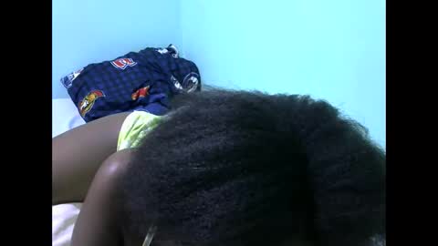 Snapshot of misty_shee chatting on 3, 2, 2025 misty_shee online show from 3, 2, 2025