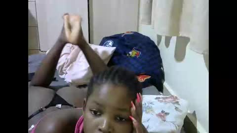 Snapshot of misty_shee chatting on 25, 2, 2025 misty_shee online show from 25, 2, 2025