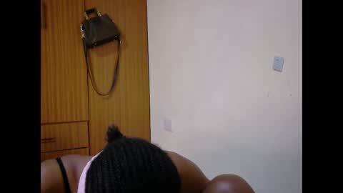 Snapshot of misty_shee chatting on 15, 9, 2025 misty_shee online show from 15, 9, 2025