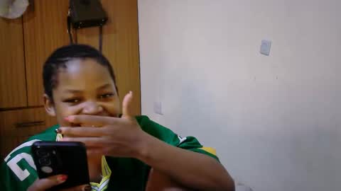 Snapshot of misty_shee chatting on 28, 9, 2025 misty_shee online show from 28, 9, 2025
