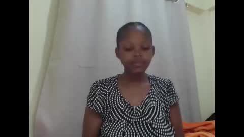 Snapshot of misty_shee chatting on 17, 12, 2025 misty_shee online show from 17, 12, 2025