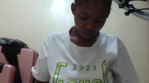 Snapshot of misty_shee chatting on 16, 6, 2026 misty_shee online show from 16, 6, 2026