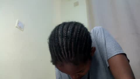 Snapshot of misty_shee chatting on 18, 6, 2026 misty_shee online show from 18, 6, 2026