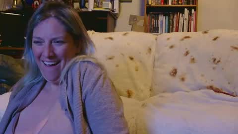 Misty Mountains online show from 2, 4, 2026