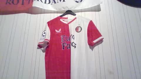 Snapshot of mitta93 chatting on 9, 9, 2025 mitta93 online show from 9, 9, 2025