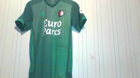 Snapshot of mitta93 chatting on 8, 10, 2025 mitta93 online show from 8, 10, 2025