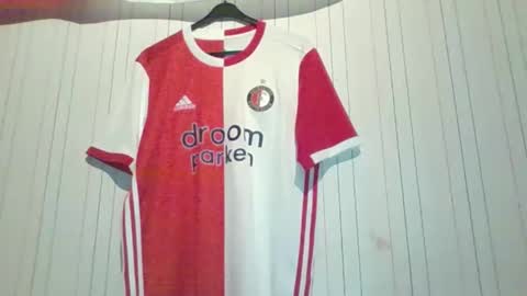 Snapshot of mitta93 chatting on 12, 10, 2025 mitta93 online show from 12, 10, 2025