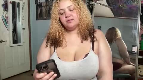 mixxedgoodness222 online show from 26, 2, 2026