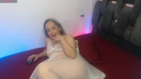 Charlotte online show from 25, 4, 2026