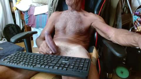 Snapshot of mjmadurengue chatting on 20, 12, 2024 Mario jose online show from 20, 12, 2024