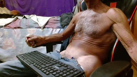 Snapshot of mjmadurengue chatting on 2, 1, 2025 Mario jose online show from 2, 1, 2025