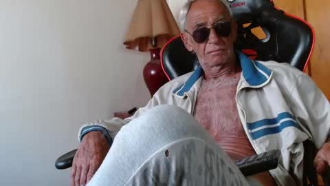 Snapshot of mjmadurengue chatting on 9, 3, 2026 Mario jose online show from 9, 3, 2026