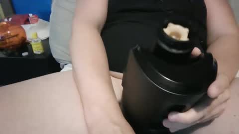 Snapshot of mlee_cam81 chatting on 5, 11, 2025 mlee_cam81 online show from 5, 11, 2025