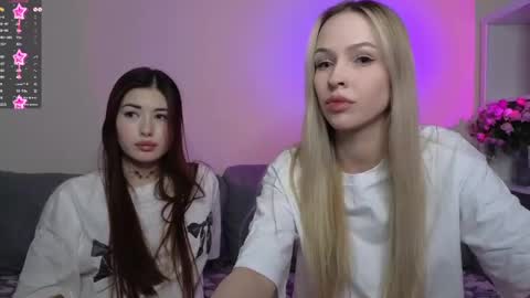 Snapshot of mmkakpoxyi22 chatting on 14, 12, 2024 alice and ray online show from 14, 12, 2024