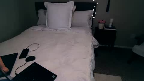 Angel online show from 3, 11, 2025