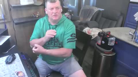 mmmthatsfunnn online show from 10, 6, 2026