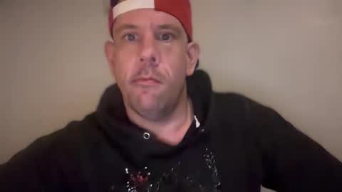 Snapshot of mnbttmguylking chatting on 15, 12, 2025 TightHoleMPLS online show from 15, 12, 2025