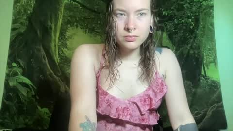 Snapshot of mo0n_goddess chatting on 8, 7, 2026 Misty online show from 8, 7, 2026
