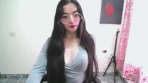 Snapshot of mocca_117 chatting on 26, 5, 2026 Sam online show from 26, 5, 2026